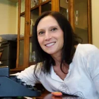 Picture of Dr. Jenny Alonge, DVM, FFCP