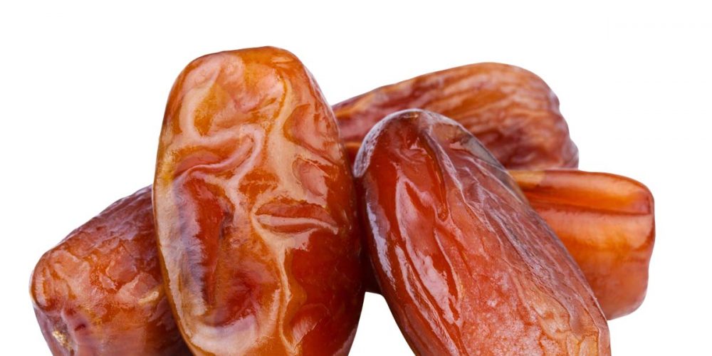 can dogs eat dates