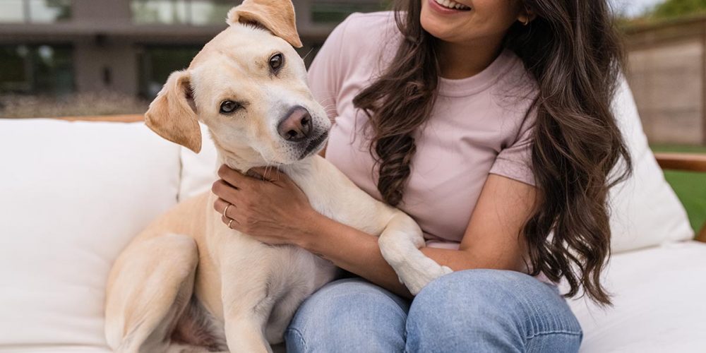 dog cocking head to side