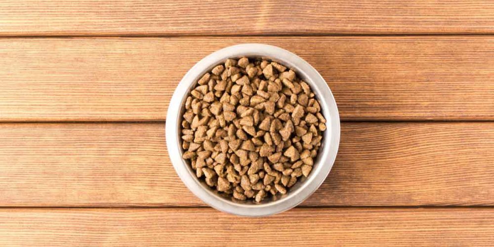 dry commercial pet food